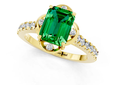 Yellow gold Emerald Cut Emerald Ring with Pavé Band and Floral Prong Setting_1