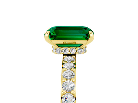 Yellow gold Emerald Cut Emerald Ring with Pavé Band and Four-Prong Setting_5