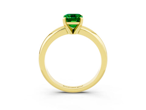 Yellow gold Emerald Cut Emerald Solitaire Engagement Ring with Round Band and Four-Prong Setting_3