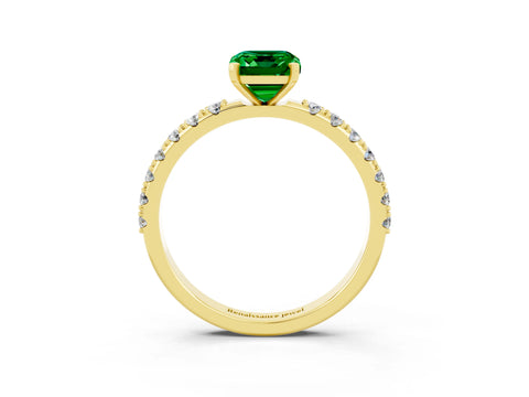 Yellow gold Emerald Cut Emerald Solitaire Pavé Band with Four-Prong Setting_3