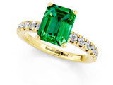 Yellow gold Emerald Cut Emerald Solitaire Pavé Engagement Ring with Round Band and Prong Setting_13