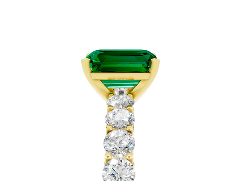 Yellow gold Emerald Cut Emerald Solitaire Ring with Shared Prong Pavé Band and Four-Prong Setting_5