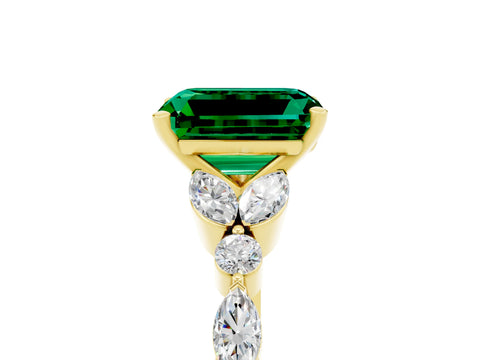 Yellow gold Emerald Cut Emerald Solitaire Ring with Side Stones and Four-Prong Setting_17