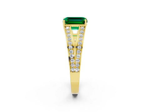 Yellow gold Emerald Cut Emerald Split Shank Ring with Pavé Band and Four-Prong Setting_2