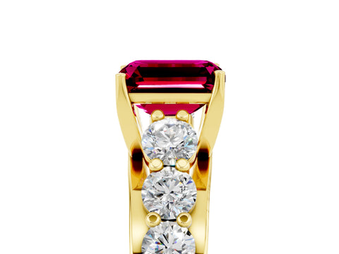 Yellow gold Emerald Cut Garnet Engagement Ring with Pavé Band and Four-Prong Setting_5