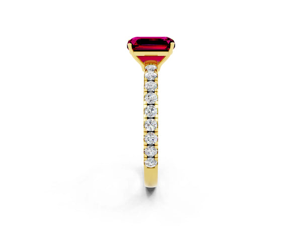 Yellow gold Emerald Cut Garnet Pavé Solitaire Engagement Ring with Four-Prong Setting