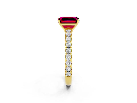 Yellow gold Emerald Cut Garnet Pavé Solitaire Engagement Ring with Four-Prong Setting_14