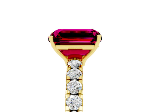 Yellow gold Emerald Cut Garnet Pavé Solitaire Engagement Ring with Four-Prong Setting_17