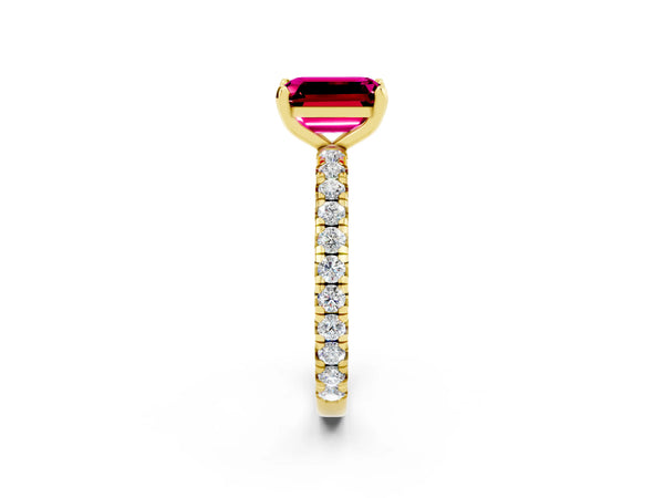Yellow gold Emerald Cut Garnet Pavé Solitaire Ring with Round Band and Prong Setting