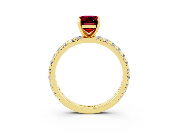 Yellow gold Emerald Cut Garnet Pavé Solitaire Ring with Round Band and Prong Setting