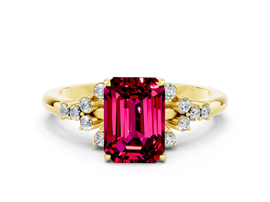 Yellow gold Emerald Cut Garnet Ring with Side Stones and Four-Prong Setting_36
