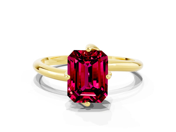 Yellow gold Emerald Cut Garnet Solitaire Engagement Ring with Four-Prong Setting and Classic Band