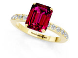 Yellow gold Emerald Cut Garnet Solitaire Engagement Ring with Pavé Band and Four-Prong Setting_1