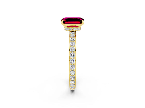 Yellow gold Emerald Cut Garnet Solitaire Engagement Ring with Pavé Band and Four-Prong Setting