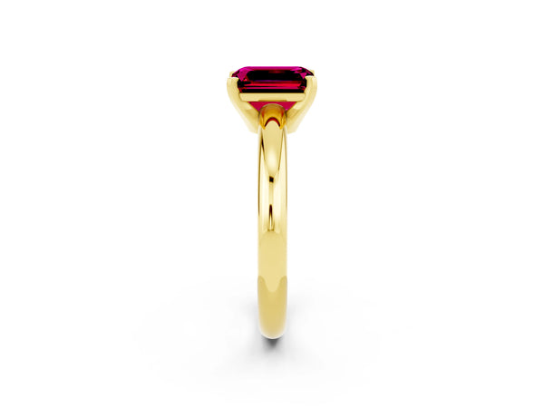 Yellow gold Emerald Cut Garnet Solitaire Engagement Ring with Round Band and Four-Prong Setting