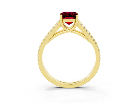 Yellow gold Emerald Cut Garnet Solitaire Engagement Ring with Split Shank Pavé Band_3