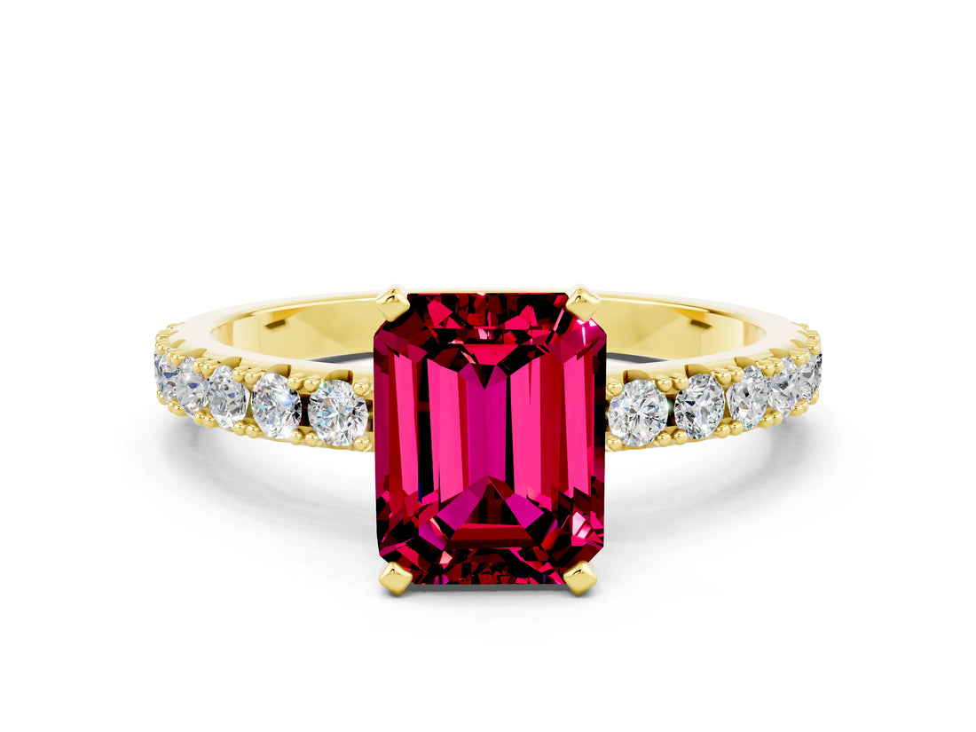 Yellow gold Emerald Cut Garnet Solitaire Pavé Band with Four-Prong Setting