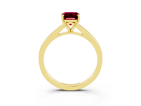 Yellow gold Emerald Cut Garnet Solitaire Ring with Pavé Band and Prong Setting_39