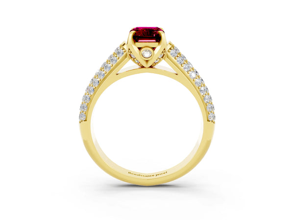 Yellow gold Emerald Cut Garnet Solitaire Ring with Three-Row Pavé Band and Four-Prong Setting