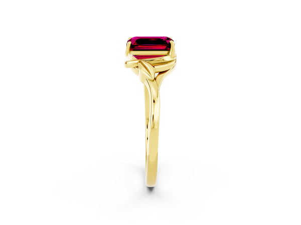 Yellow gold Emerald Cut Garnet Solitaire Ring with Twist Band and Four-Prong Setting