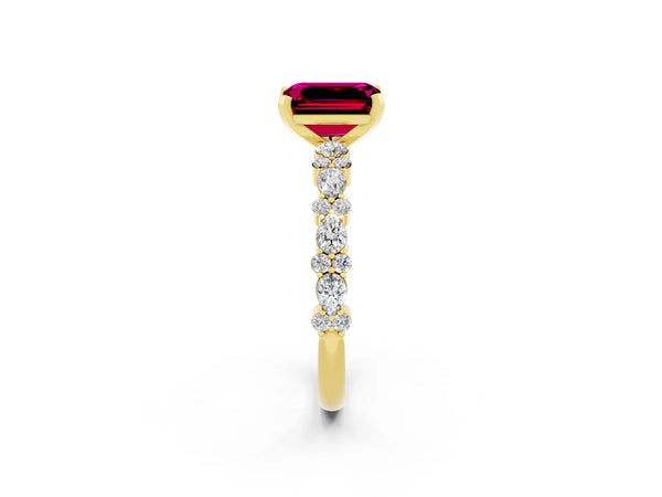 Yellow gold Emerald Cut Garnet Side Stone Solitaire Ring with Round  and Four-Prong Setting
