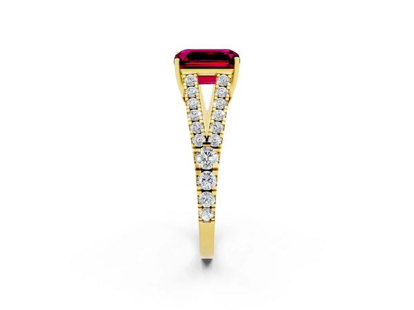 Yellow gold Emerald Cut Garnet Split Shank Pavé Engagement Ring with Four-Prong Setting
