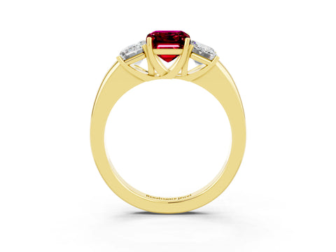 Yellow gold Emerald Cut Garnet Three-Stone Ring with Four-Prong Setting and Classic Band_3