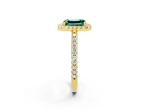 Yellow gold Emerald Cut Green Sapphire Pavé Halo Ring with Four-Prong Setting_14