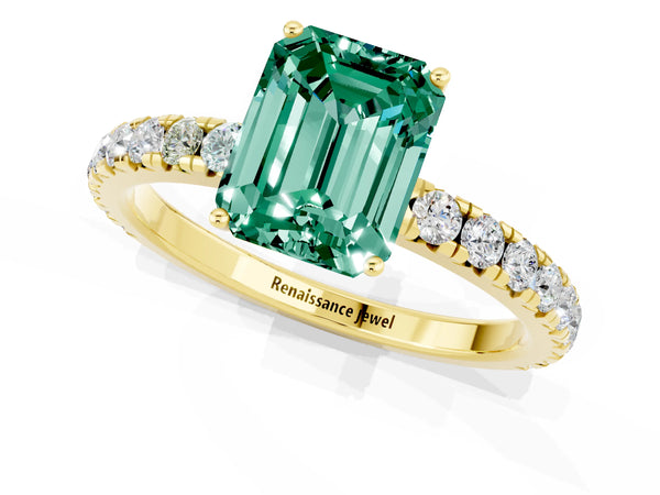 Yellow gold Emerald Cut Green Sapphire Pavé Solitaire Engagement Ring with Four-Prong Setting