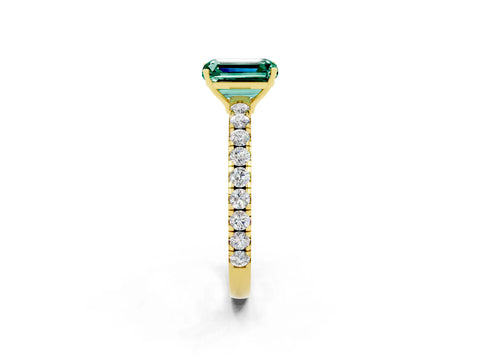 Yellow gold Emerald Cut Green Sapphire Pavé Solitaire Engagement Ring with Four-Prong Setting_14