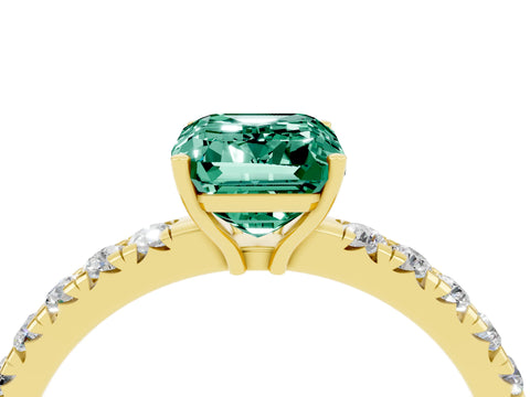 Yellow gold Emerald Cut Green Sapphire Pavé Solitaire Engagement Ring with Four-Prong Setting_16