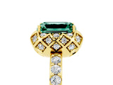 Yellow gold Emerald Cut Green Sapphire Scalloped Halo Engagement Ring with Round Shared Prong Band_29