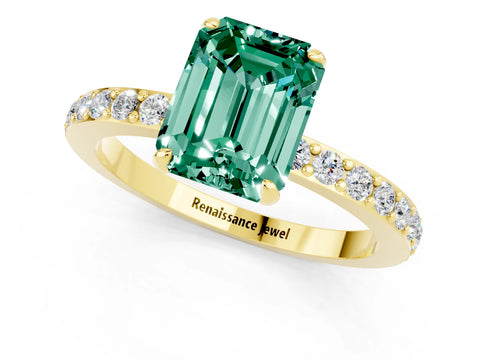 Yellow gold Emerald Cut Green Sapphire Solitaire Engagement Ring with Pavé Band and Four-Prong Setting_1