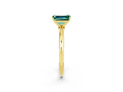 Yellow gold Emerald Cut Green Sapphire Solitaire Ring with Six-Prong Setting and Classic Band_2