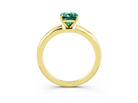 Yellow gold Emerald Cut Green Sapphire Solitaire Ring with Six-Prong Setting and Classic Band_3