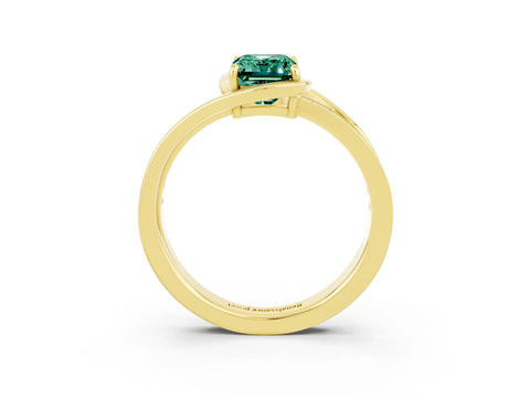 Yellow gold Emerald Cut Green Sapphire Solitaire Ring with Split Shank and Prong Setting_3