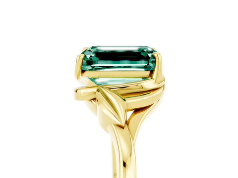 Yellow gold Emerald Cut Green Sapphire Solitaire Ring with Twist Band and Four-Prong Setting_29