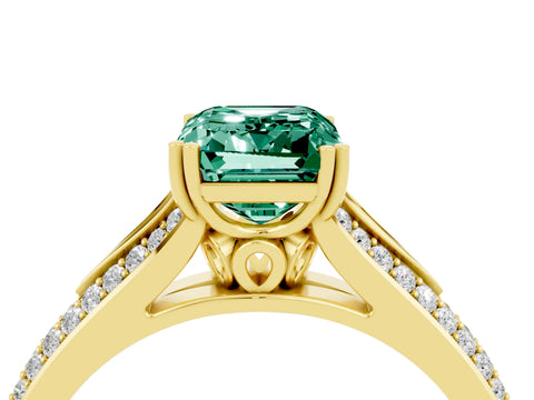 Yellow gold Emerald Cut Green Sapphire Split Shank Engagement Ring with Pavé Band_4