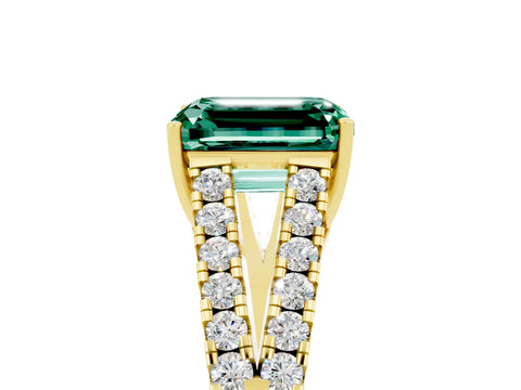 Yellow gold Emerald Cut Green Sapphire Split Shank Pavé Engagement Ring with Four-Prong Setting_17
