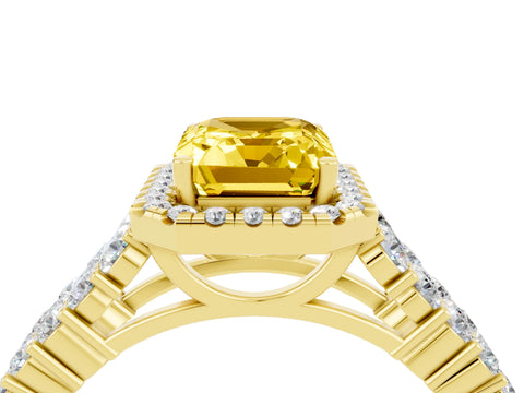 Yellow gold Emerald Cut Halo Pavé Diamond Engagement Ring with Split Shank and Four-Prong Setting_4