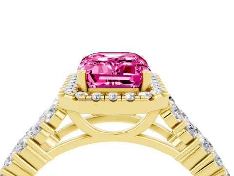 Yellow gold Emerald Cut Halo Pavé Diamond Engagement Ring with Split Shank and Four-Prong Setting_4
