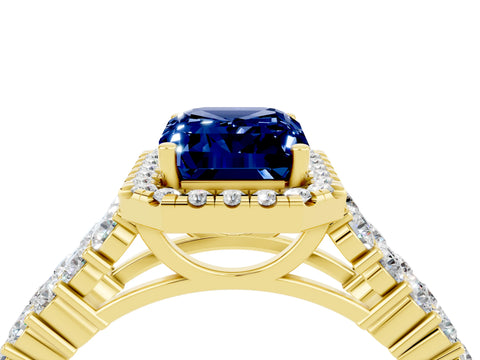 Yellow gold Emerald Cut Halo Pavé Diamond Engagement Ring with Split Shank and Four-Prong Setting_4