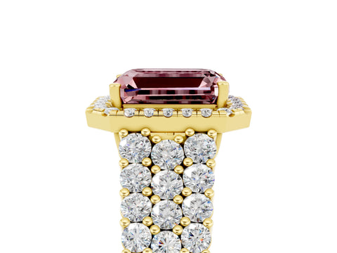 Yellow gold Emerald Cut Halo Pavé Diamond Engagement Ring with Split Shank and Four-Prong Setting_5