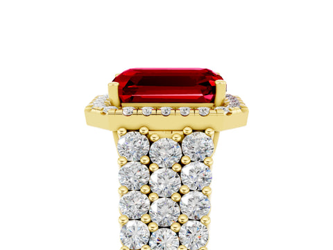 Yellow gold Emerald Cut Halo Pavé Diamond Engagement Ring with Split Shank and Four-Prong Setting_5