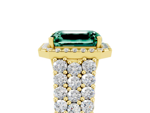 Yellow gold Emerald Cut Halo Pavé Diamond Engagement Ring with Split Shank and Four-Prong Setting_5