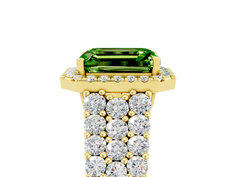Yellow gold Emerald Cut Halo Pavé Diamond Engagement Ring with Split Shank and Four-Prong Setting_5