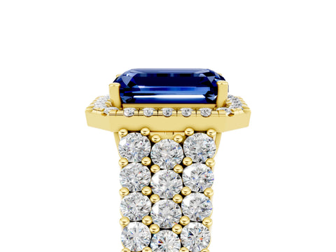 Yellow gold Emerald Cut Halo Pavé Diamond Engagement Ring with Split Shank and Four-Prong Setting_5