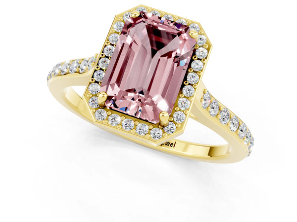 Yellow gold Emerald Cut Halo Round Diamond Pavé Band with Four-Prong Setting