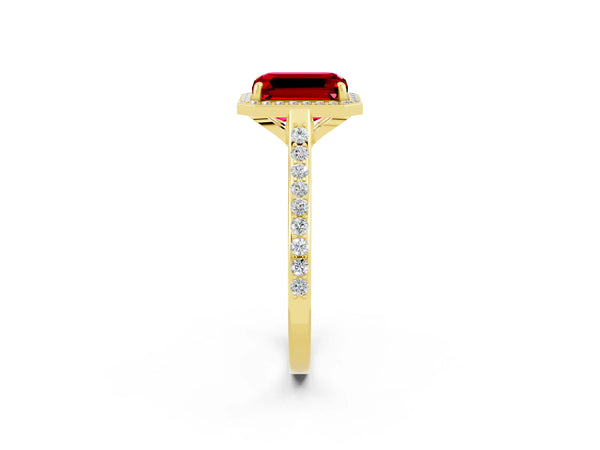 Yellow gold Emerald Cut Halo Round Diamond Pavé Band with Four-Prong Setting