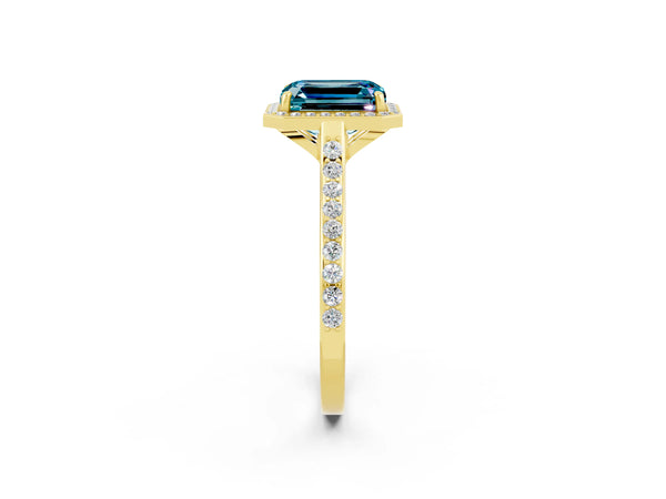 Yellow gold Emerald Cut Halo Round Diamond Pavé Band with Four-Prong Setting